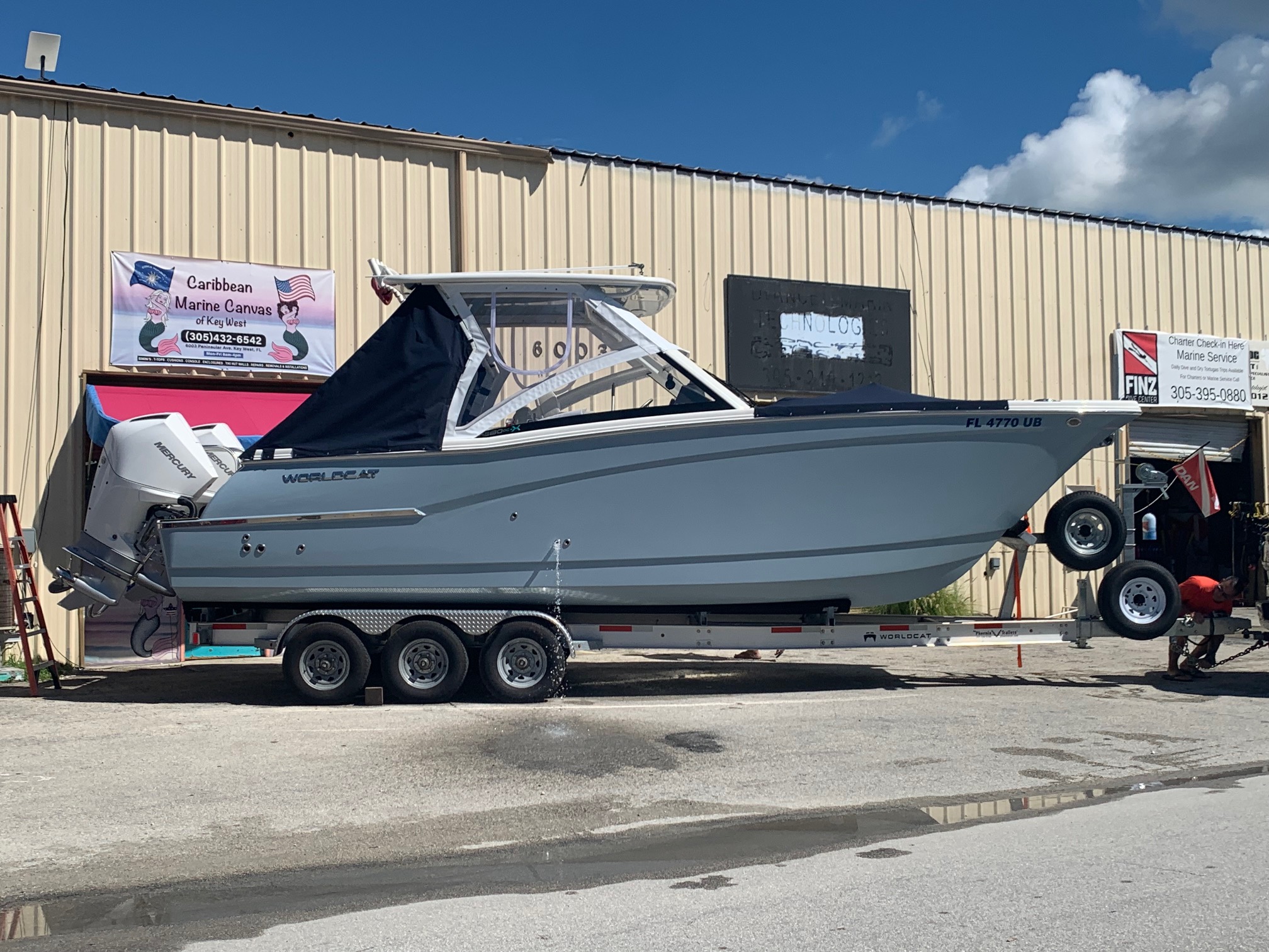 Custom Canvas Cover — WorldCat Center Console